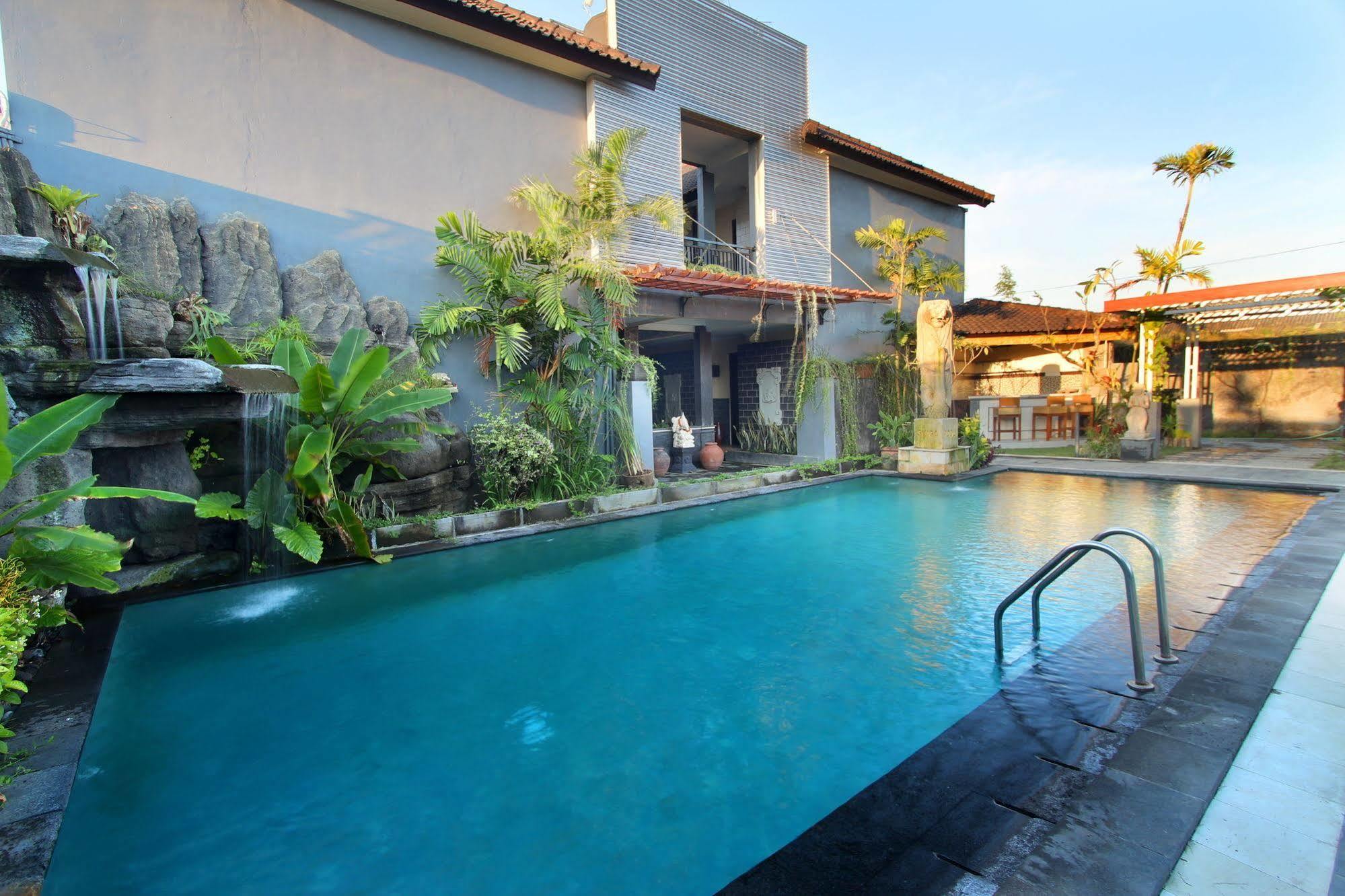 Jimbaran Lestari Hotel y Residence Spa Exterior foto