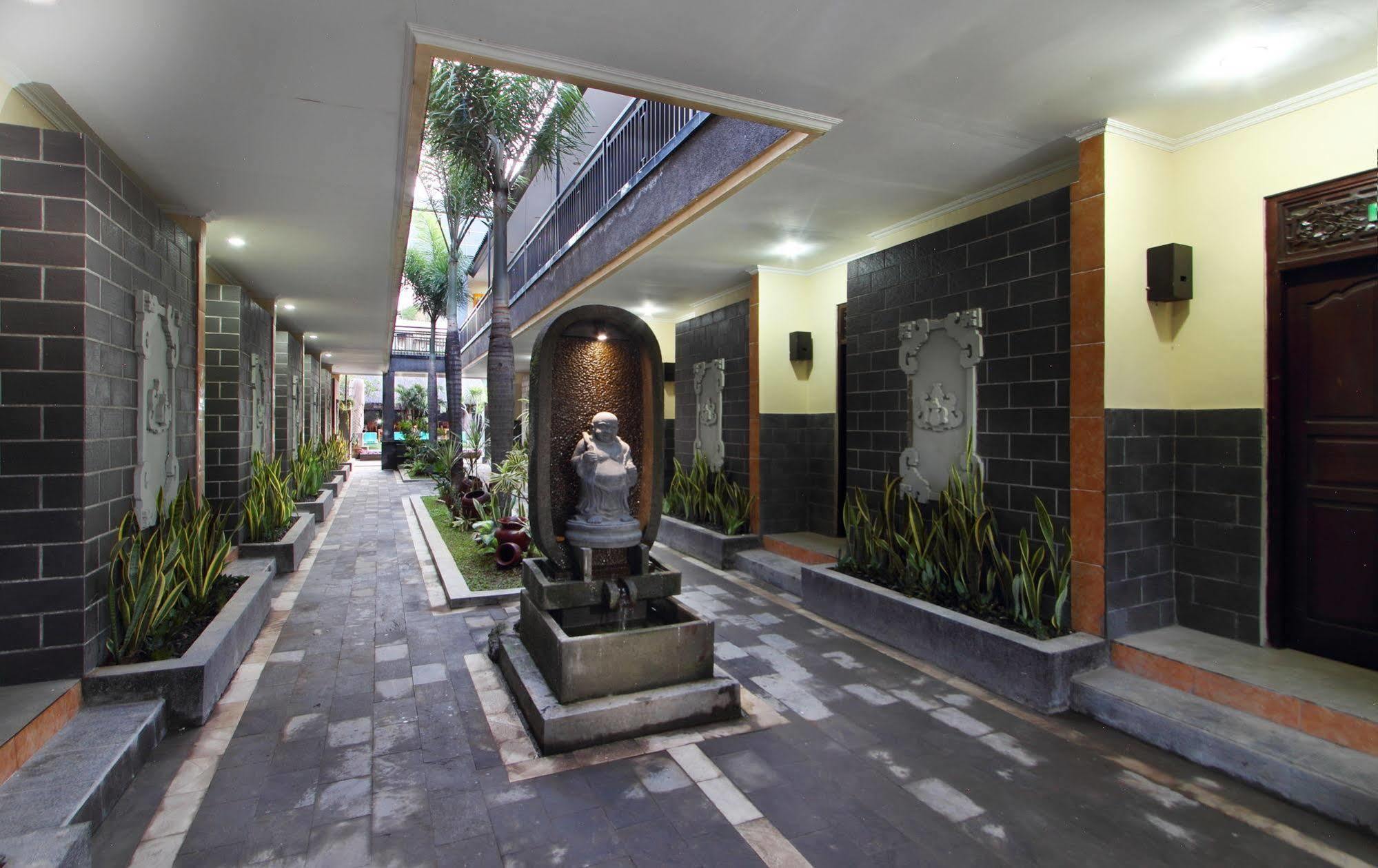 Jimbaran Lestari Hotel y Residence Spa Exterior foto