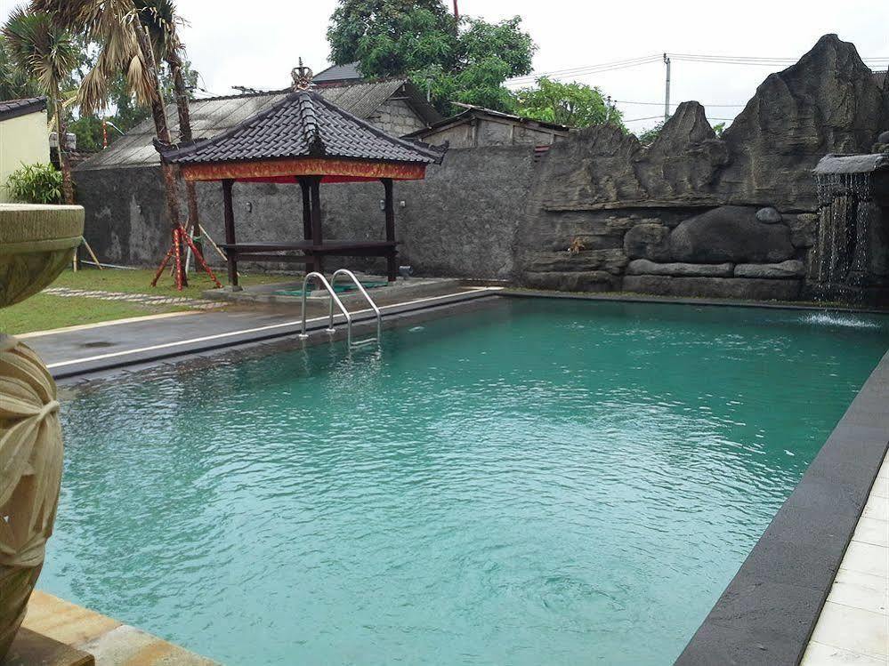 Jimbaran Lestari Hotel y Residence Spa Exterior foto