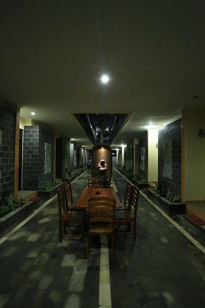 Jimbaran Lestari Hotel y Residence Spa Exterior foto