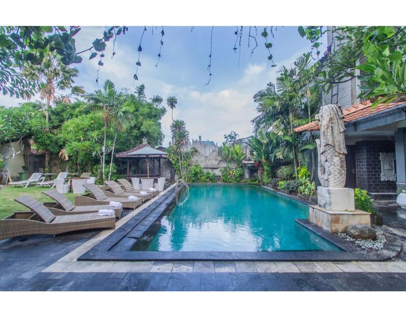 Jimbaran Lestari Hotel y Residence Spa Exterior foto